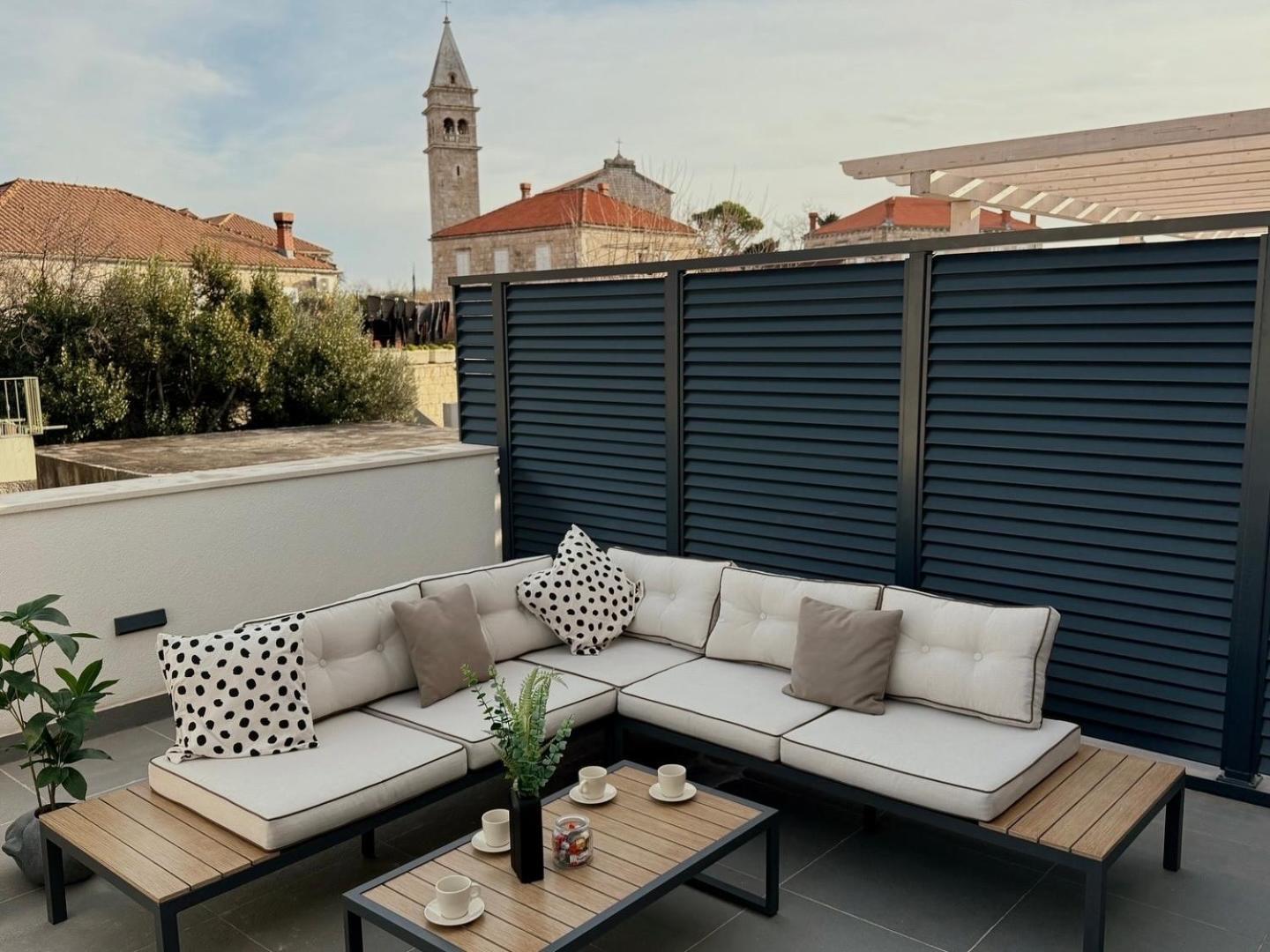 Dawn & Dusk - Modern Two Bedroom Apartment With Mountain Views Cilipi Exterior photo